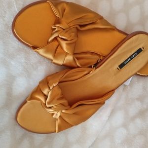 Zara Basic Flat Sandal